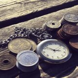 小銭と時計